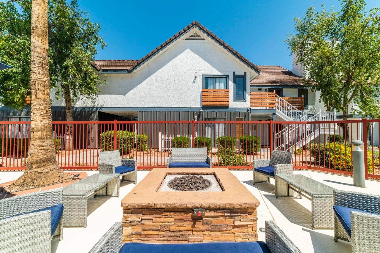 Metro Phx Downstairs Studio Sleeps 4 Ada Accessible Phoenix Ngoại thất bức ảnh