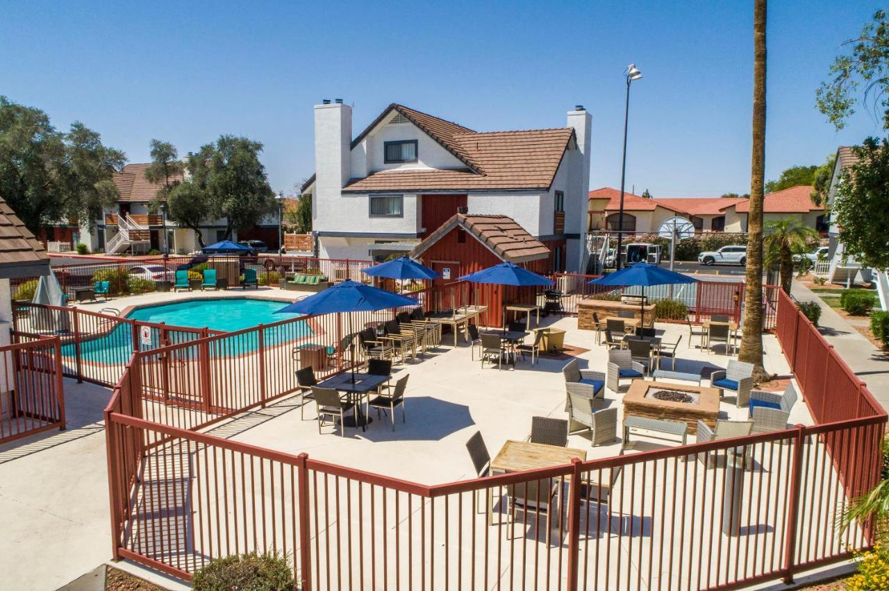 Metro Phx Downstairs Studio Sleeps 4 Ada Accessible Phoenix Ngoại thất bức ảnh