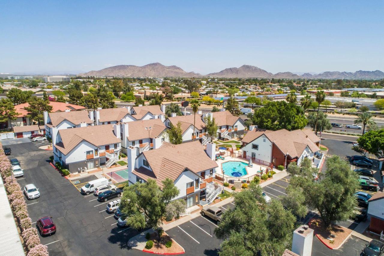 Metro Phx Downstairs Studio Sleeps 4 Ada Accessible Phoenix Ngoại thất bức ảnh